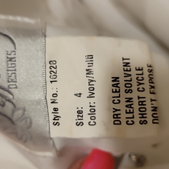 Formal 2 piece - Picture 8 of 8